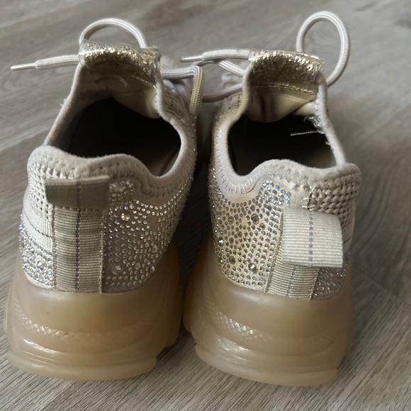 Steve Madden Maxima Sneakers - Picture 3 of 3